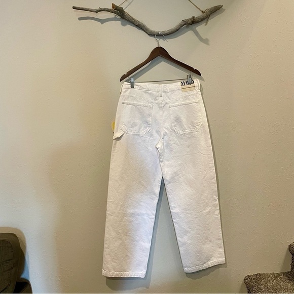 MOTHER Snacks The Fun Dip Utility Puddle jeans in Sticky Rice - Picture 6 of 16